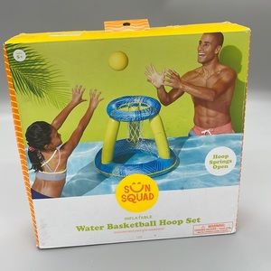 SunSquad water basketball hoop set New!